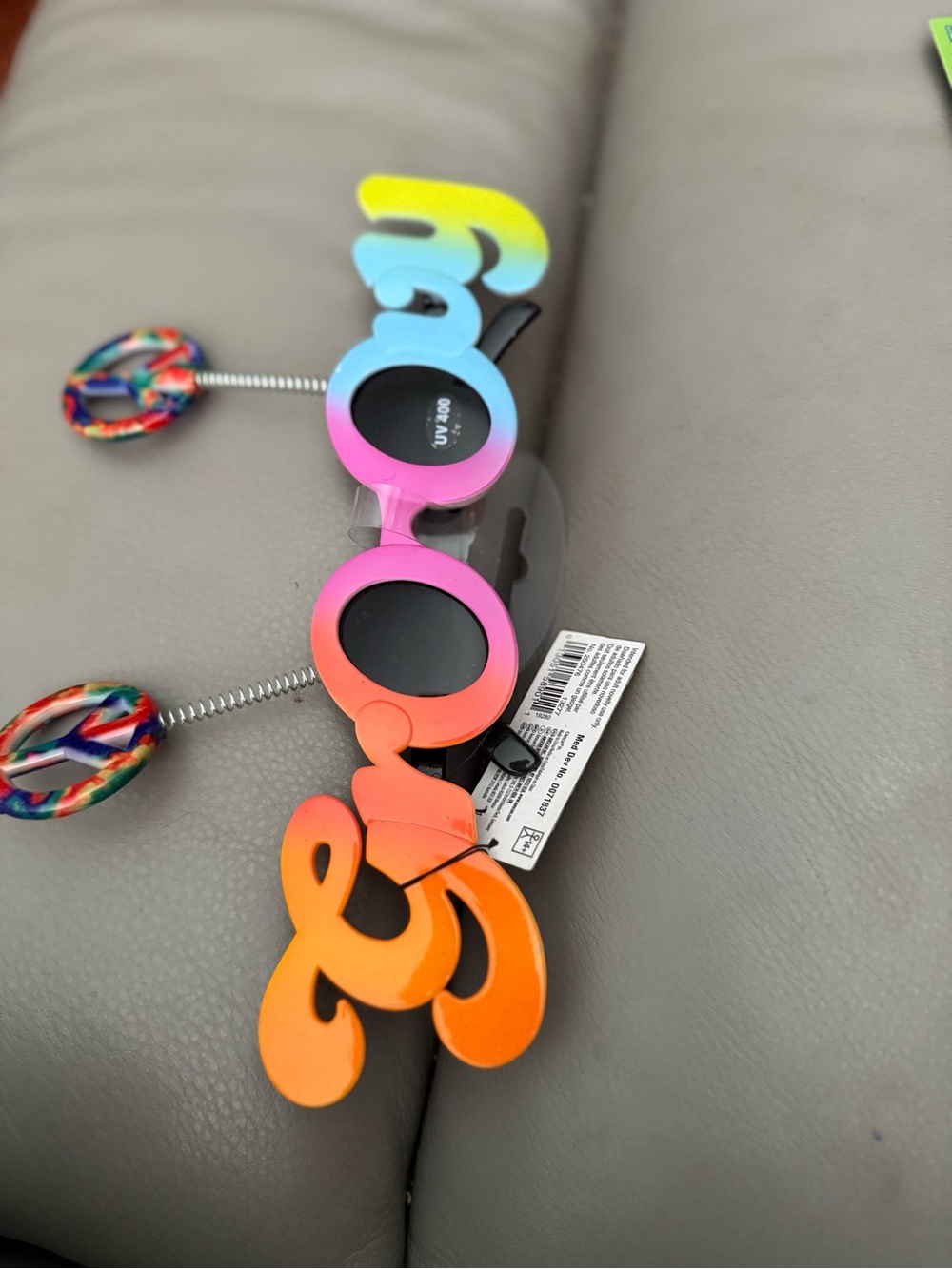 Colorful Rainbow groovy Party Sunglasses with peace signs - Multicolor